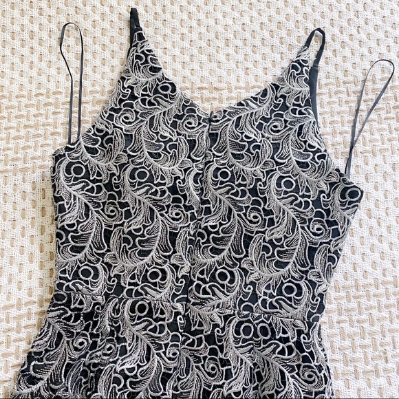 Dress The Population Aurora Lace Dress XS NEW $242 - Picture 7 of 11